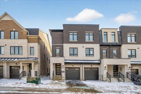 5946 Saigon Street Mississauga ON L5V 0E9