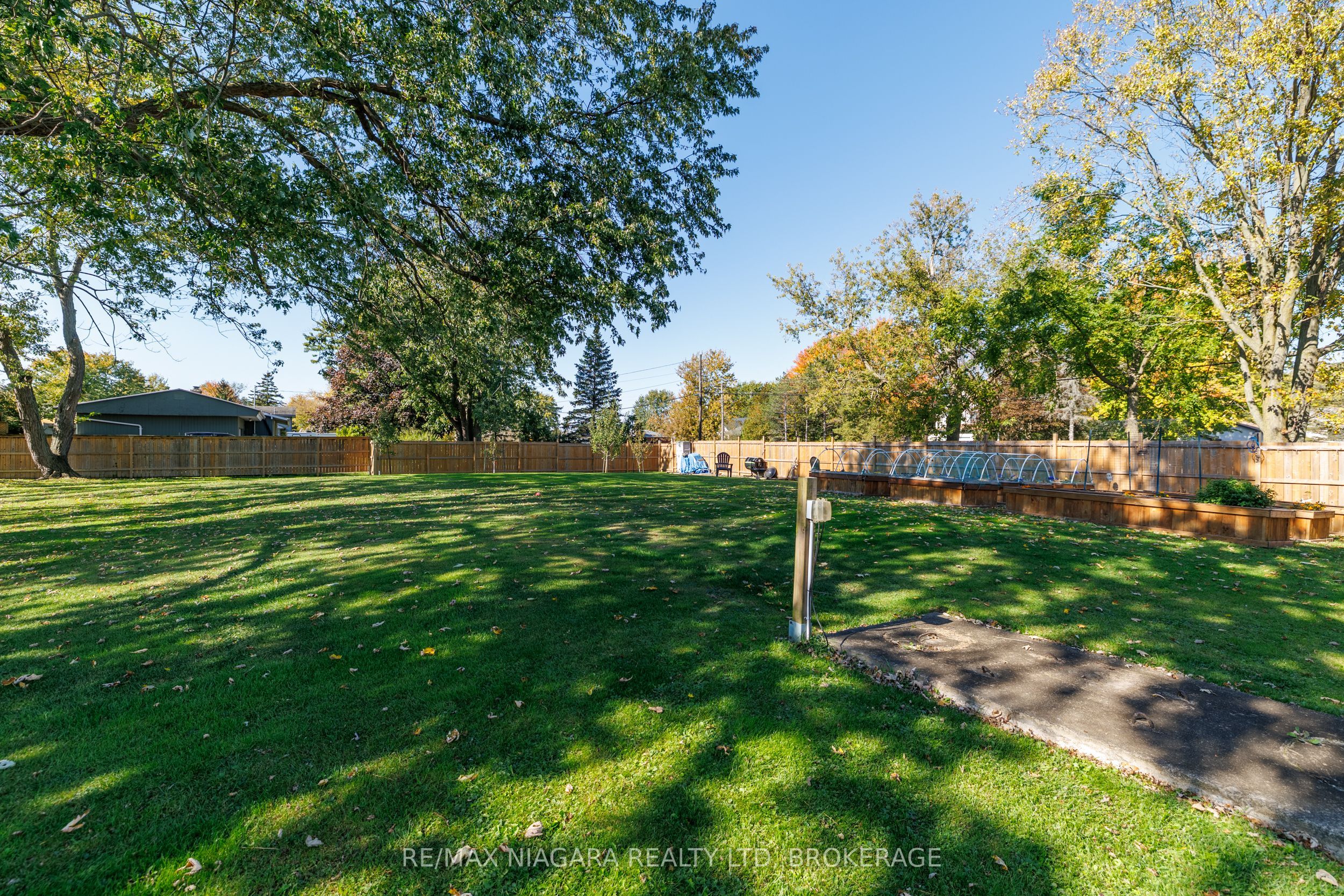 3984 Elm Street