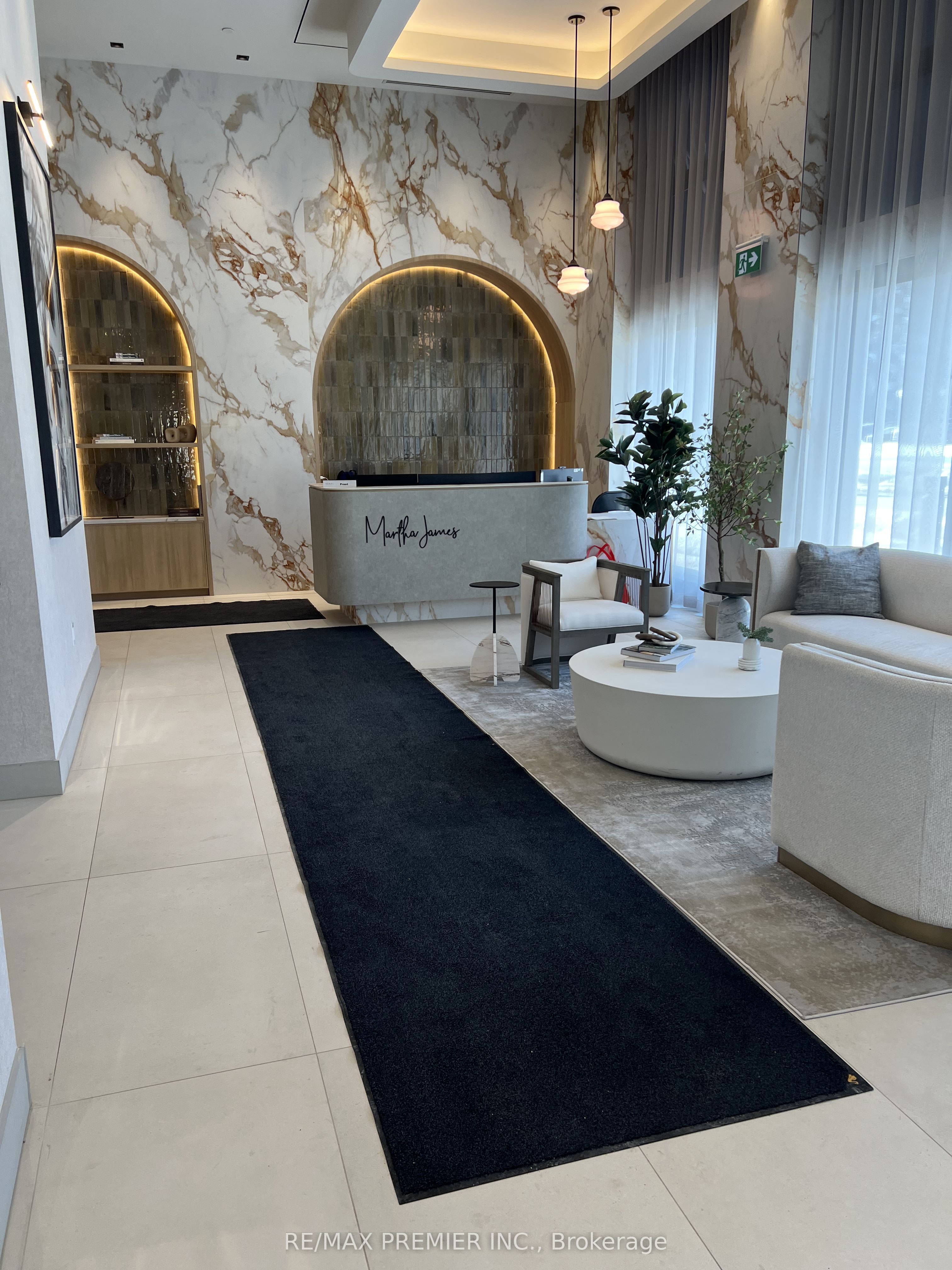 2088 James Street 509