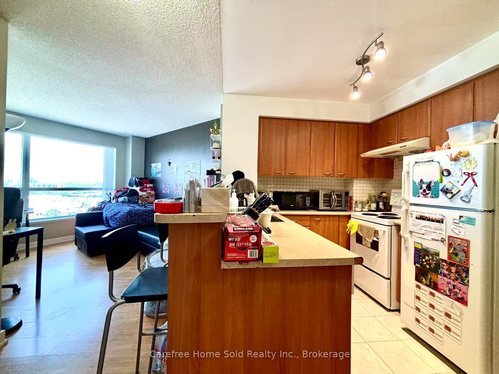 38 LEE CENTRE Drive 1703
