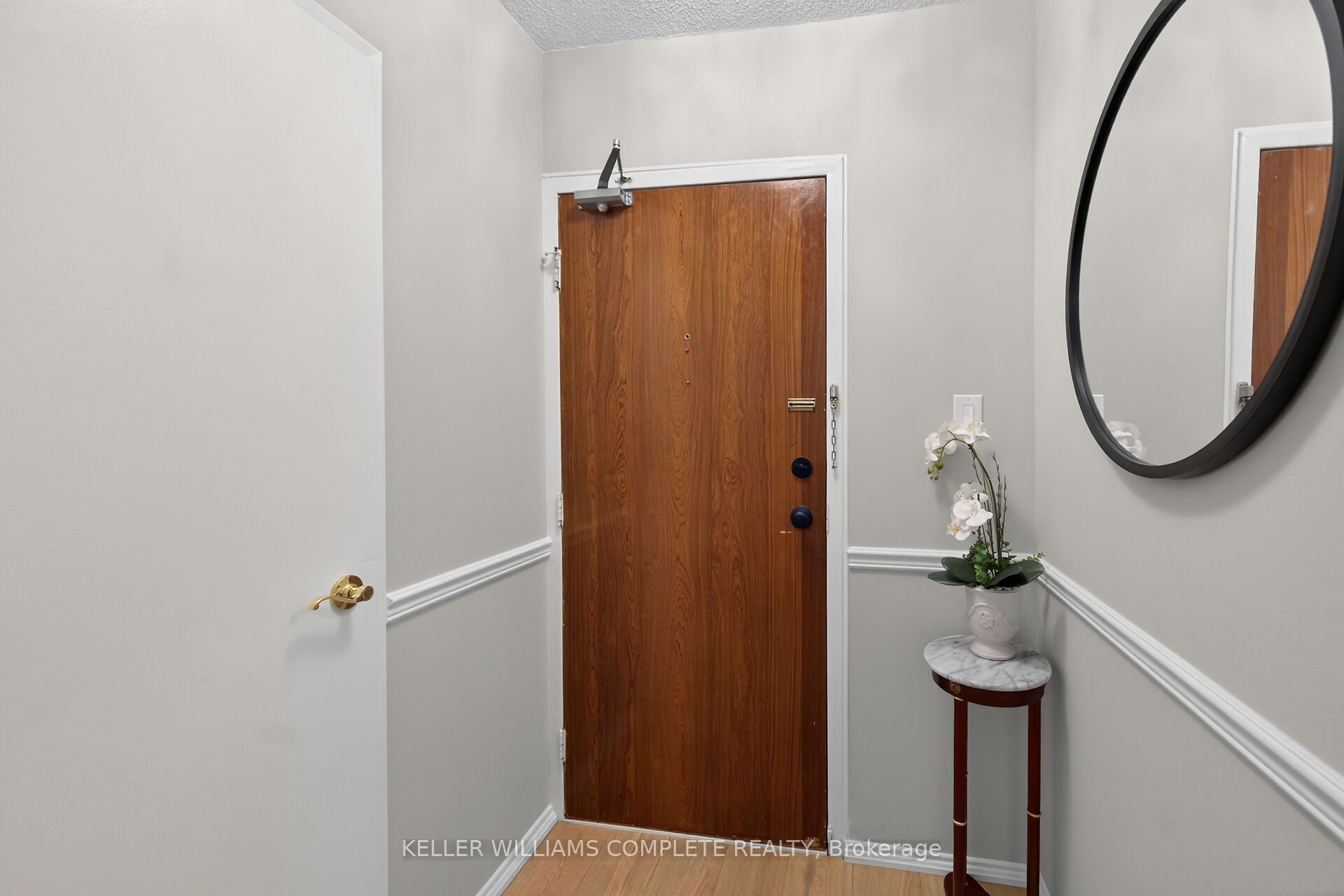 700 Dynes Road 904