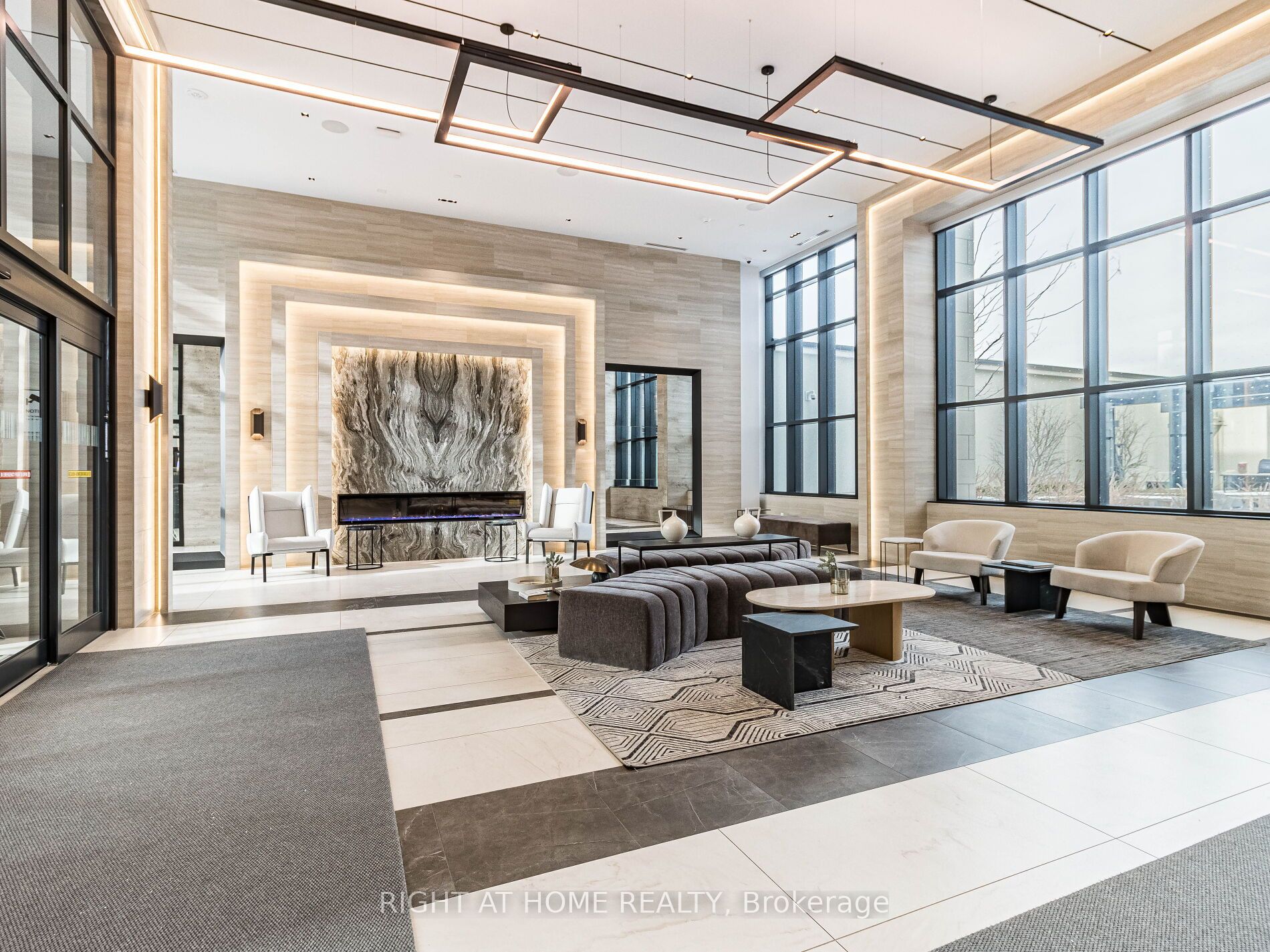10 Eva Road 1401