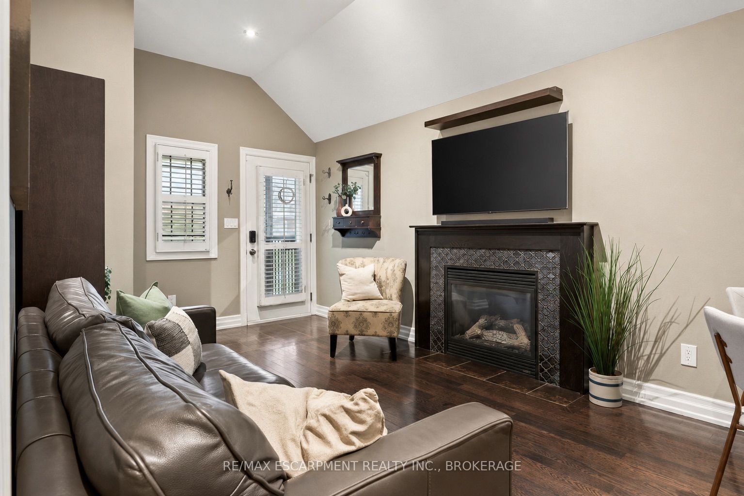 73 MARGERY Avenue