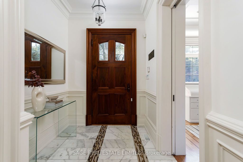 Photo of 70 Wendover Road, Toronto, ON M8X 2L3 (MLS # W12420639)