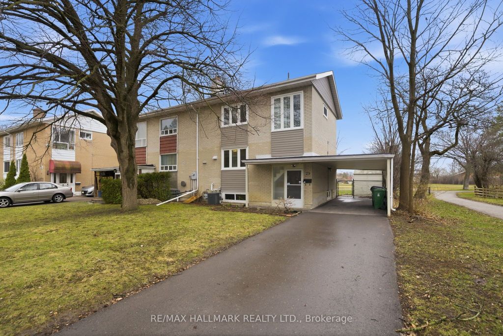 Photo of 28 Langbourne Place, Toronto, ON M3B 1A9 (MLS # C12989334)