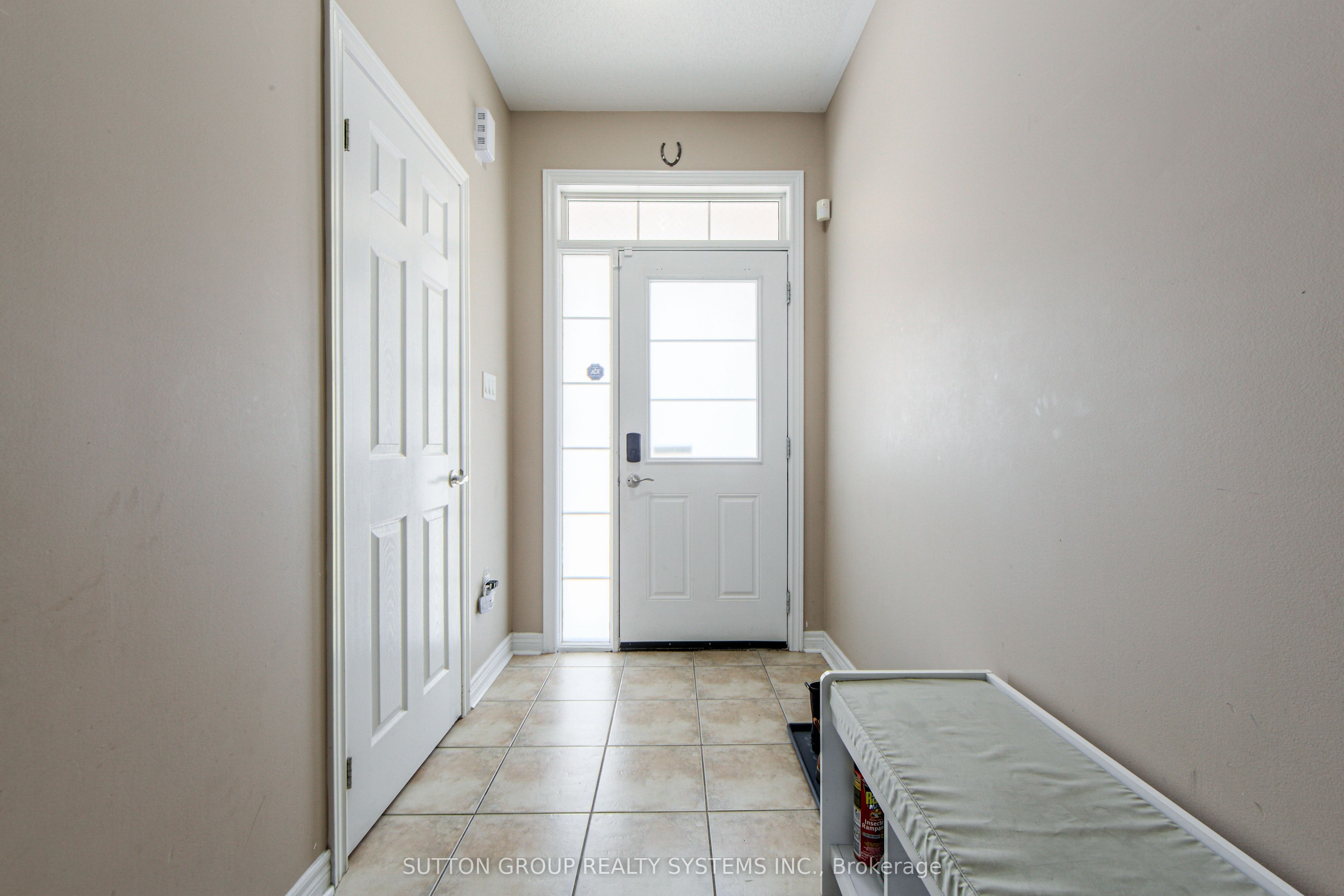 2453 Grand Oak Trail