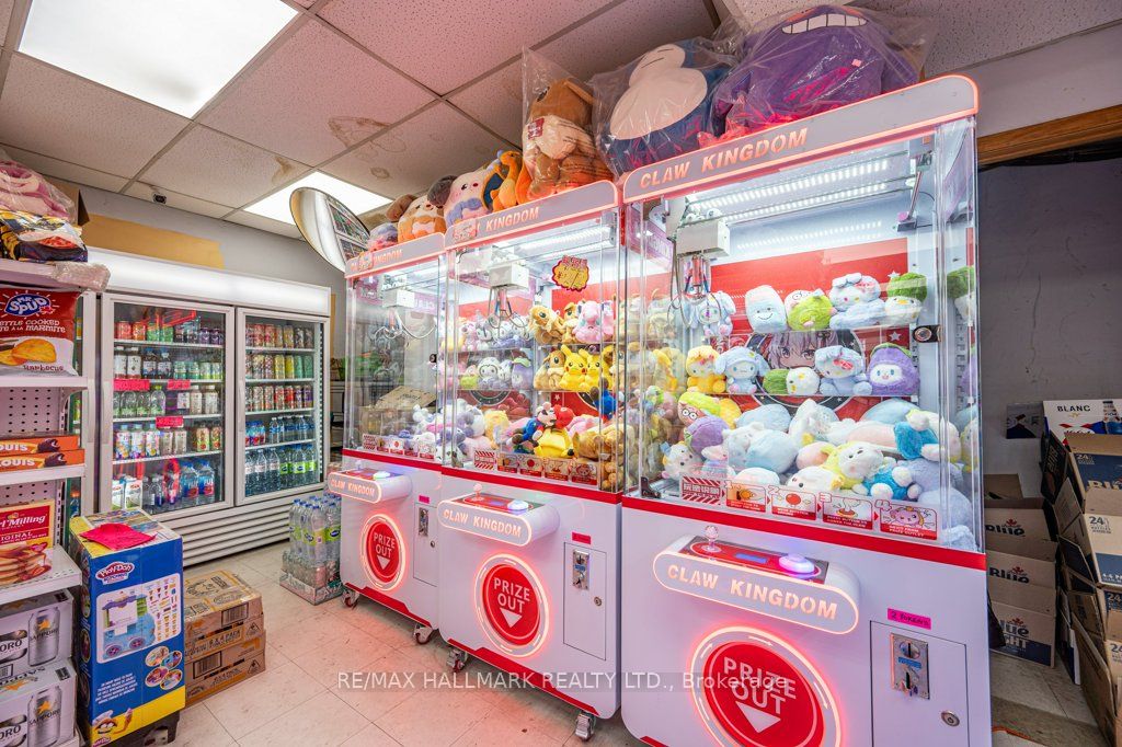 675 Broadview Avenue