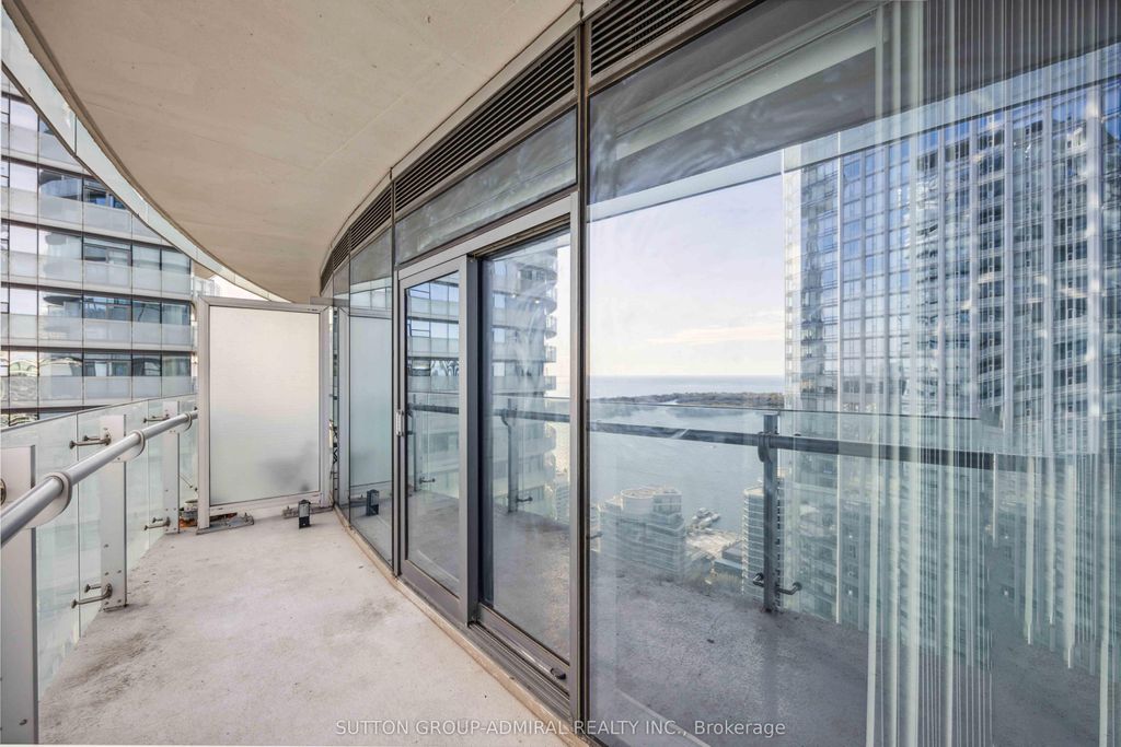 Photo of 14 York Street #4704, Toronto, ON M5J 0B1 (MLS # C12397307)