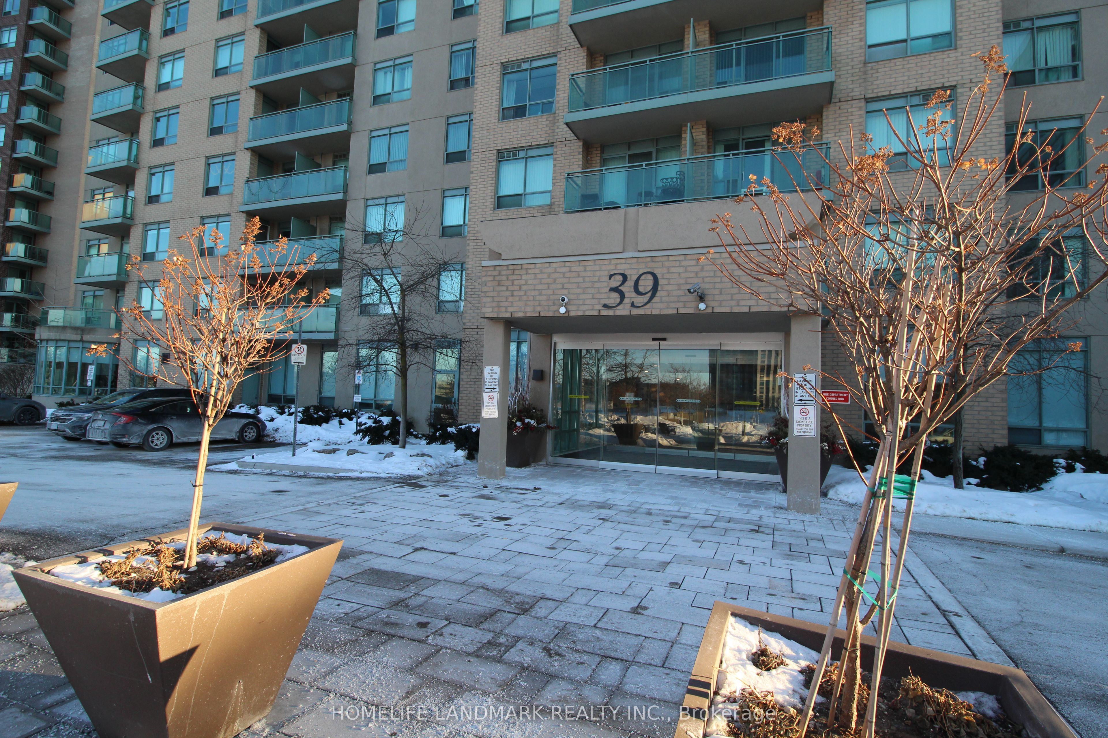 39 Oneida Crescent 718