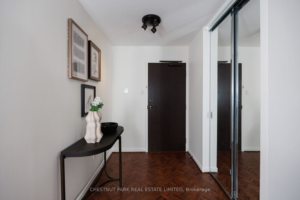 Photo of 62 Wellesley Street W #1903, Toronto, ON M5S 2X3 (MLS # C13517724)