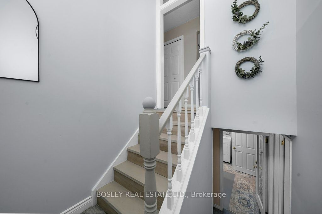 32 Mill Street