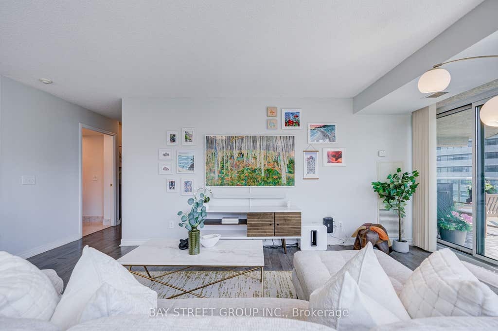 Photo of 30 Grand Trunk Crescent #1811, Toronto, ON M5J 3A4 (MLS # C13564616)