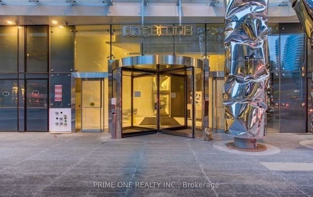 Photo of 1 Bloor Street E #1704, Toronto, ON M4W 0A8 (MLS # C13137624)