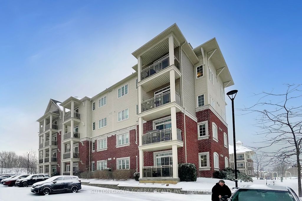 Photo of 80 Aspen Springs Drive #423, Clarington, ON L1C 0V4 (MLS # E12730042)