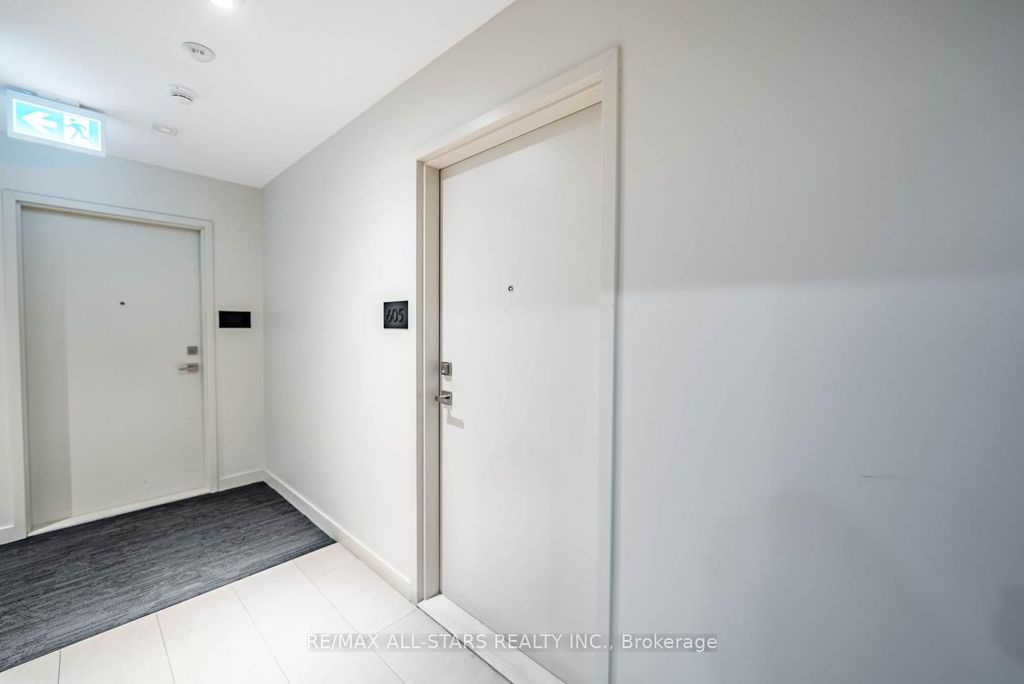 Photo of 10 Deerlick Court #605, Toronto, ON M3A 0A7 (MLS # C12939622)