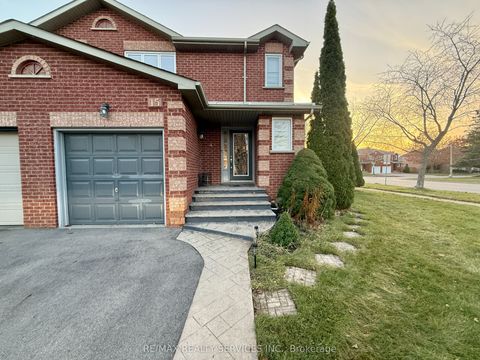 15 Inverhuron Trail Oakville ON L6H 5Z6
