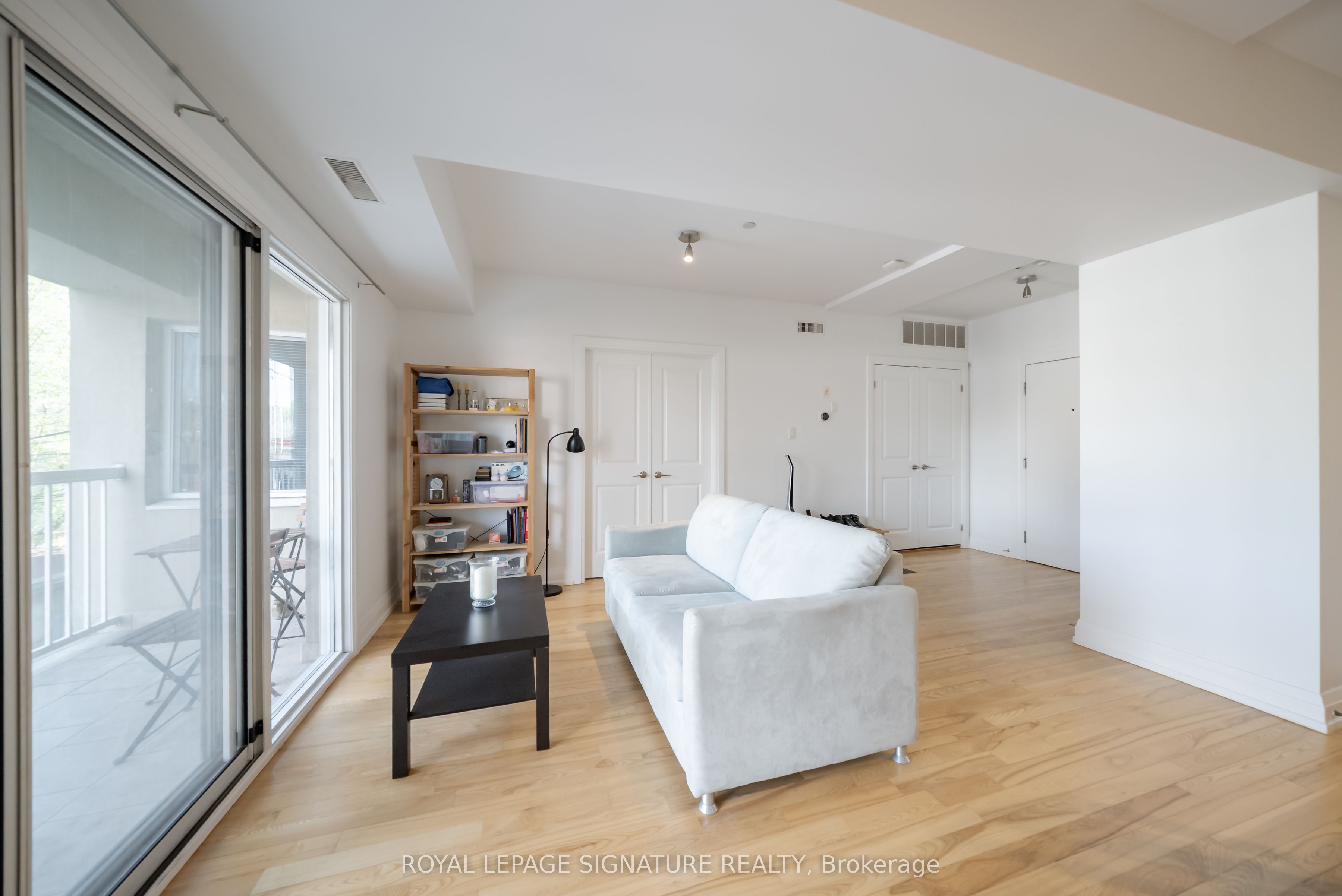 473 Dupont Street 3