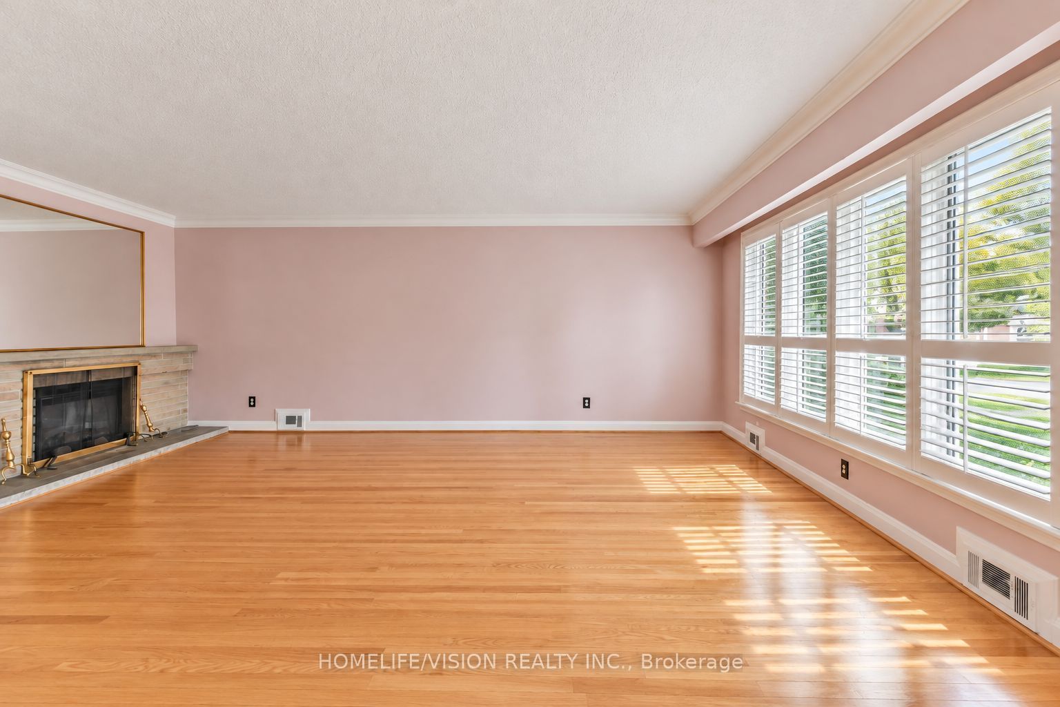 11 Larstone Avenue