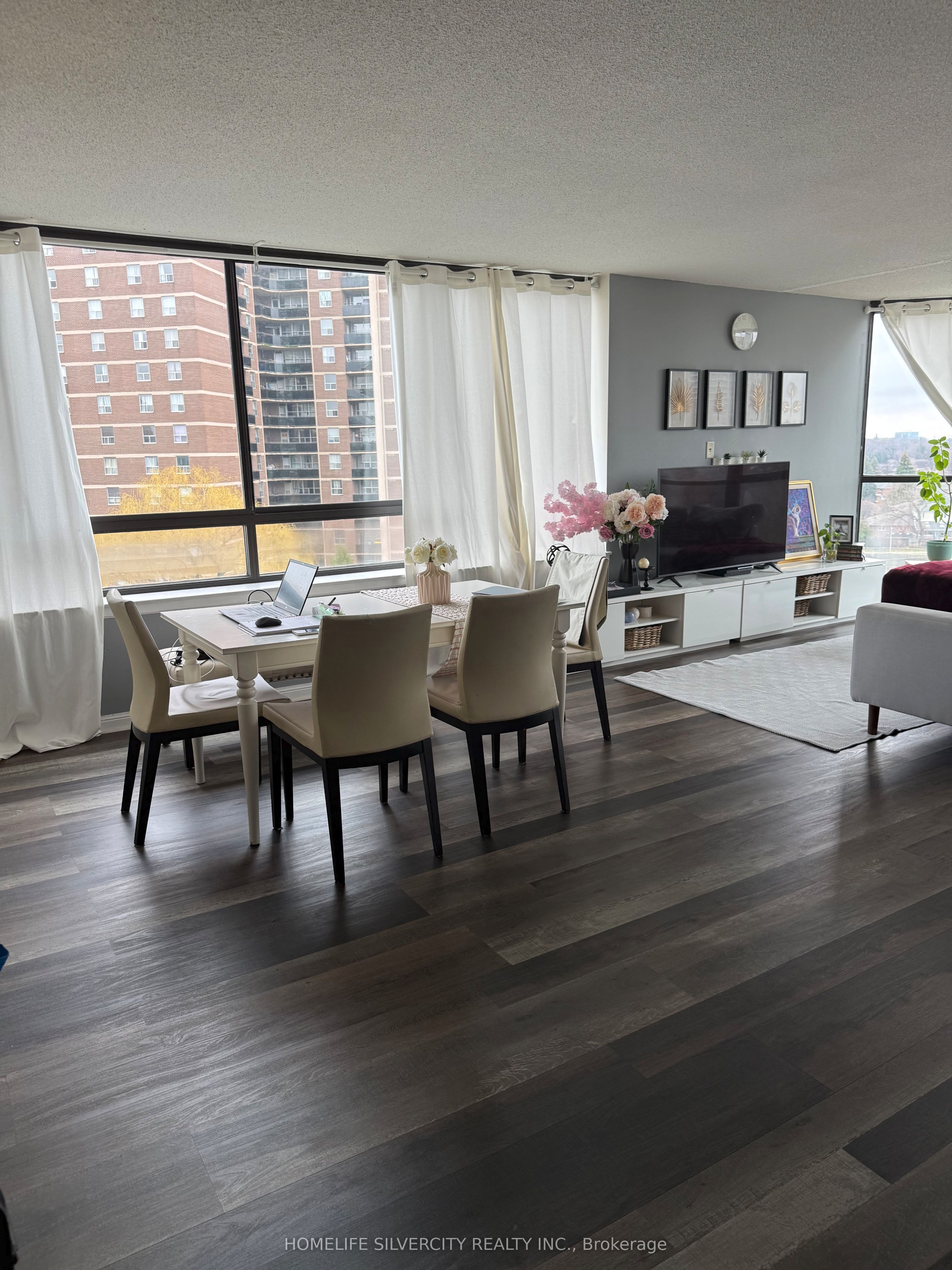 40 Richview Road 707