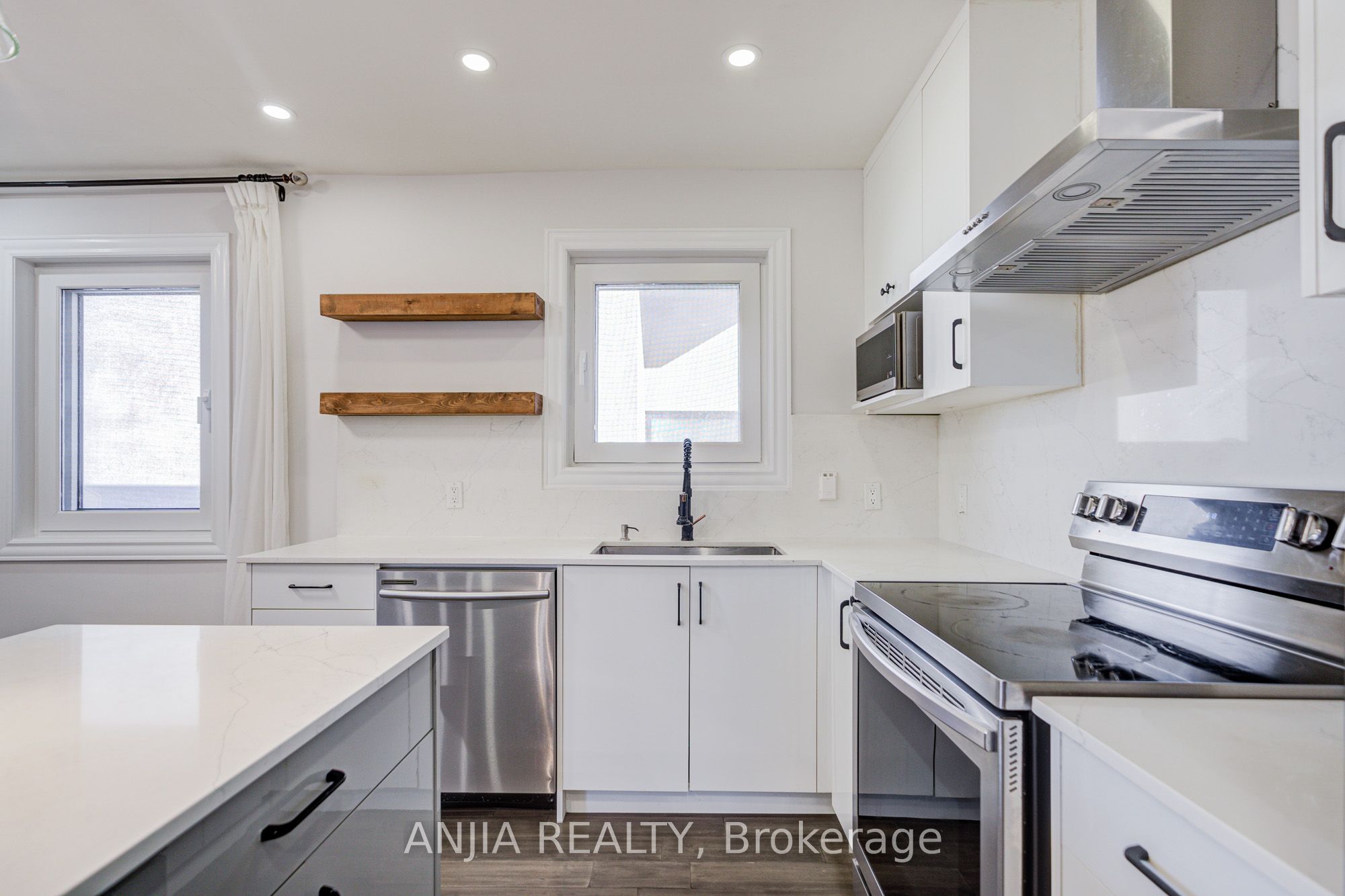 203 Van Dusen Boulevard