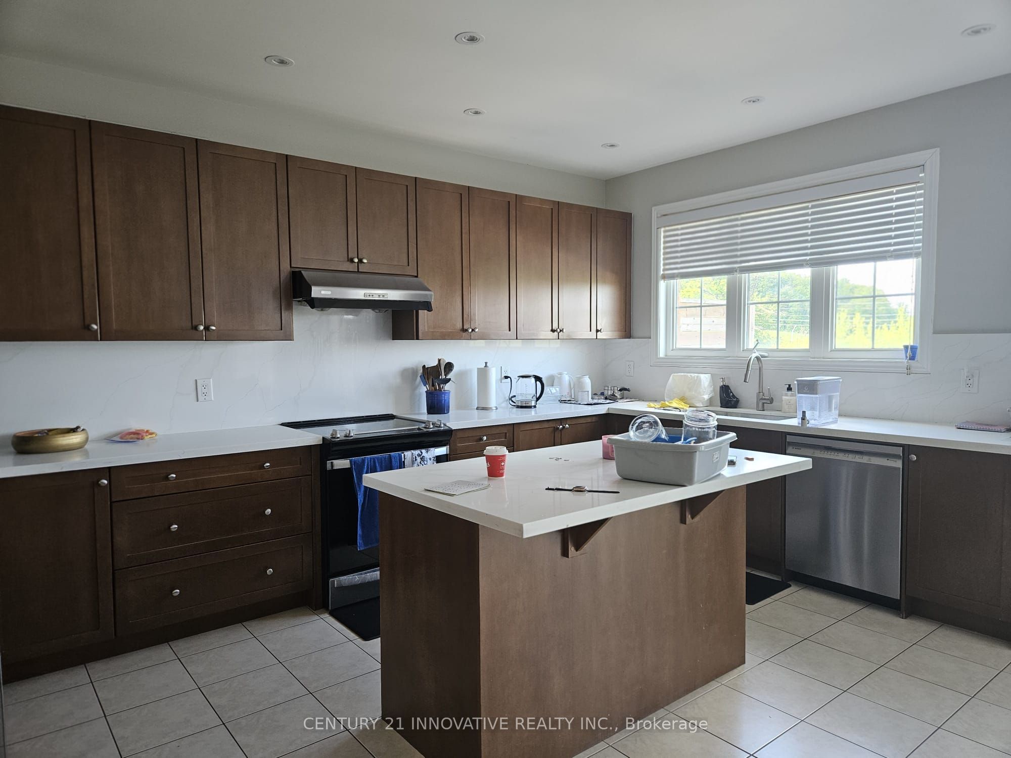 118 Santa Amato Crescent Upper