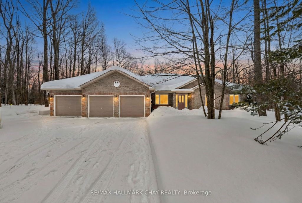 Photo of 29 Maple Ridge Road, Oro-Medonte, ON L0L 2L0 (MLS # S12784104)