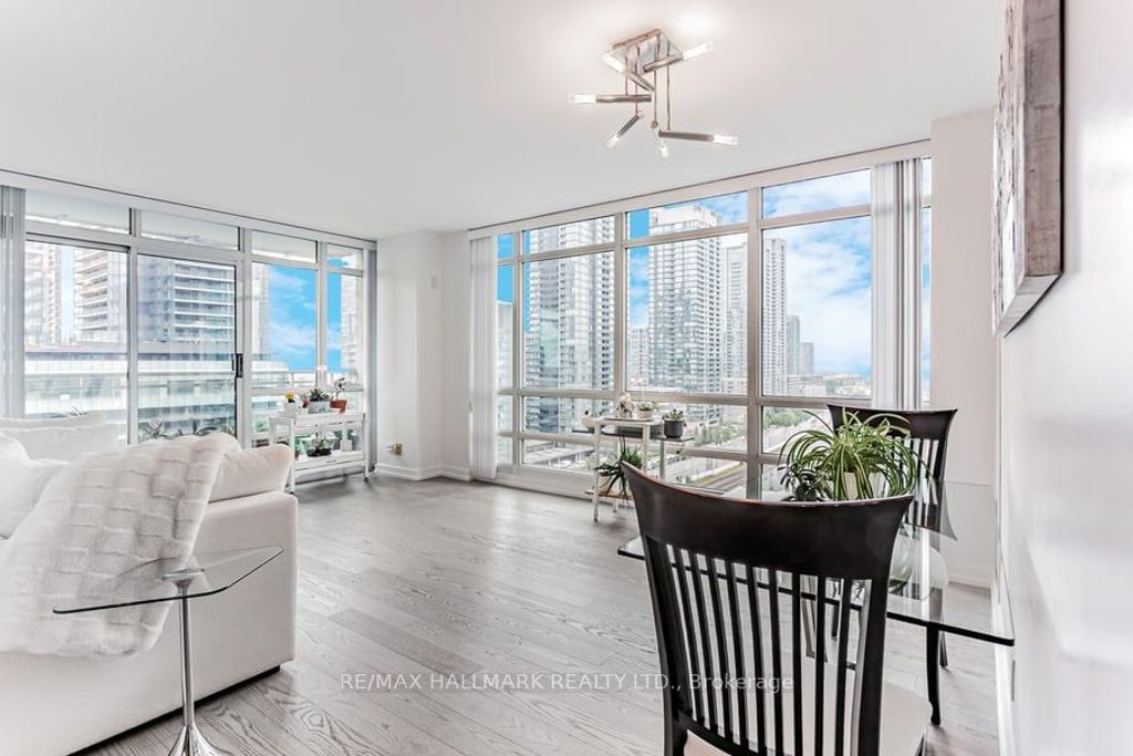 Photo of 381 Front Street W #1810, Toronto, ON M5V 3R8 (MLS # C12734542)