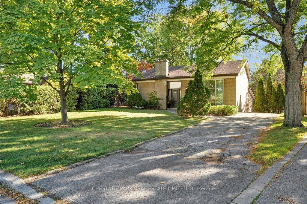 Photo of 36 Tangmere Road, Toronto, ON M3B 2N3 (MLS # C12516318)