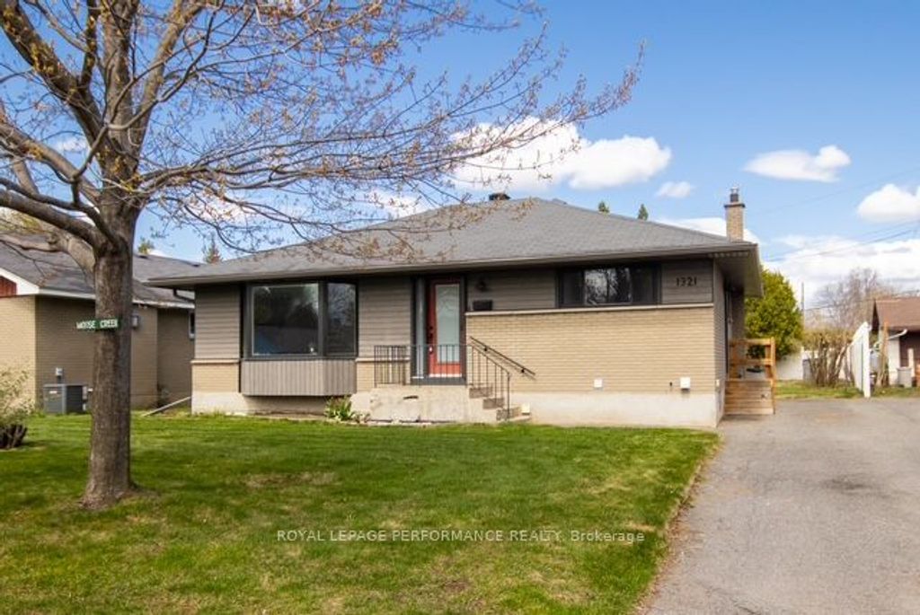 Photo of 1321 Rustic Drive, Parkway Park - Queensway Terrace S and Area, ON K2C 2Y3 (MLS # X13073330)
