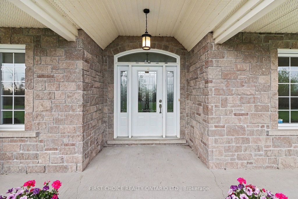 Photo of 200 Hughson Place, Orleans - Cumberland and Area, ON K0A 3H0 (MLS # X13093550)
