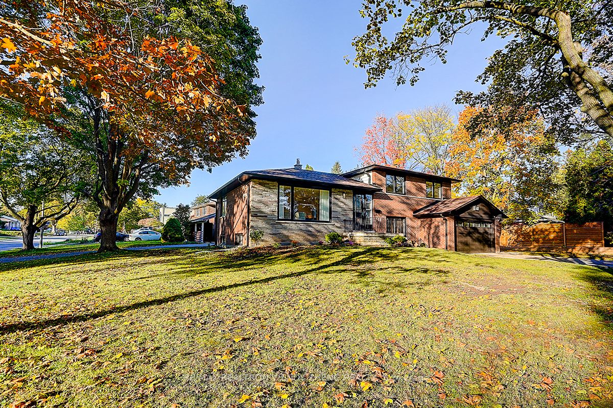 19 Valleycrest Avenue