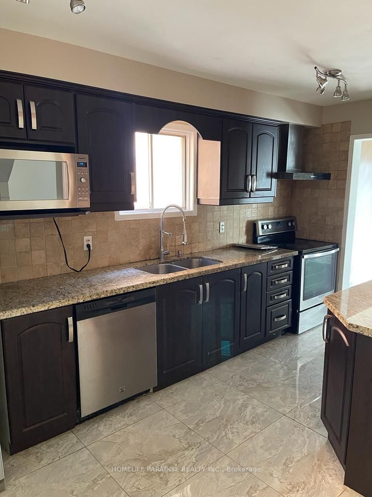 3586 Indigo Crescent