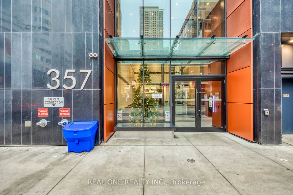 Photo of 357 King Street W #201, Toronto, ON M5V 1K1 (MLS # C12865114)