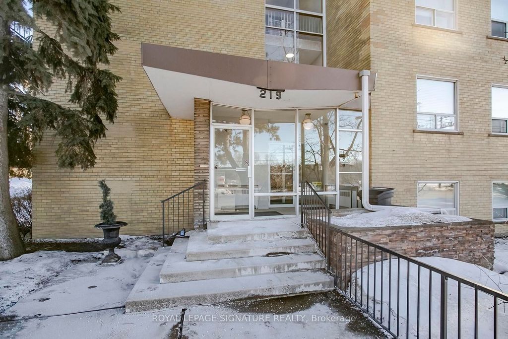 Photo of 219 Wilson Avenue #305, Toronto, ON M5M 3B2 (MLS # C13100996)