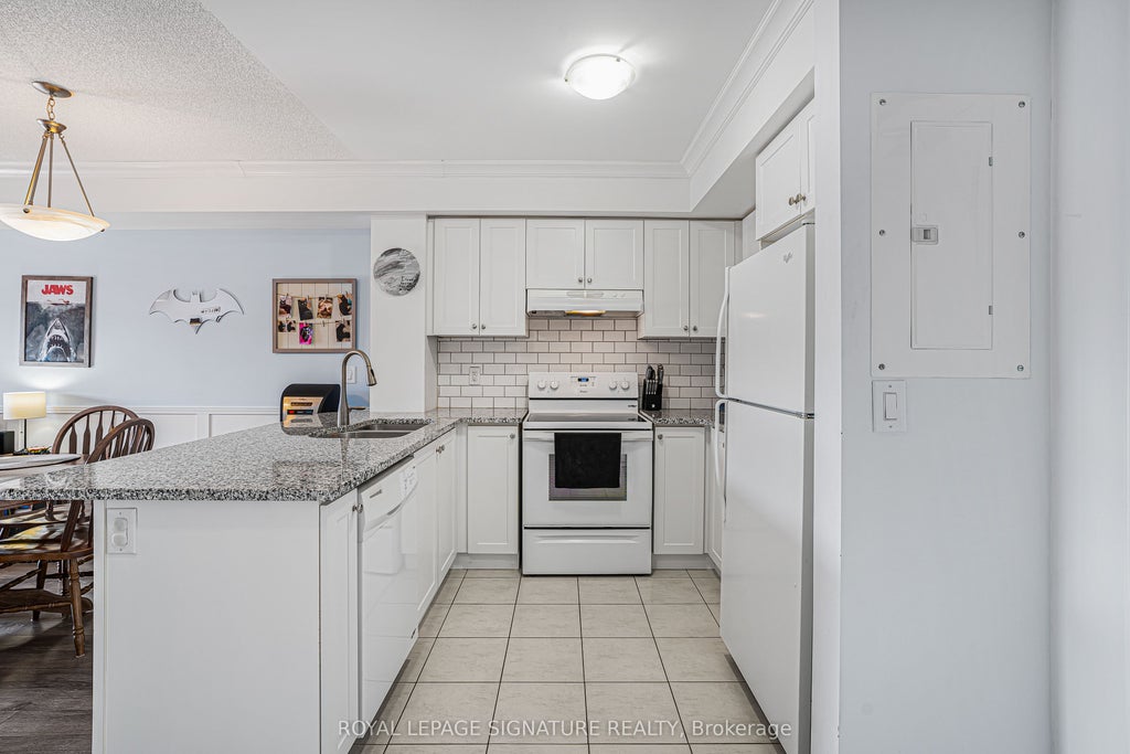 Photo of 70 Baycliffe Crescent #312, Brampton, ON L7A 0Z5 (MLS # W13726124)