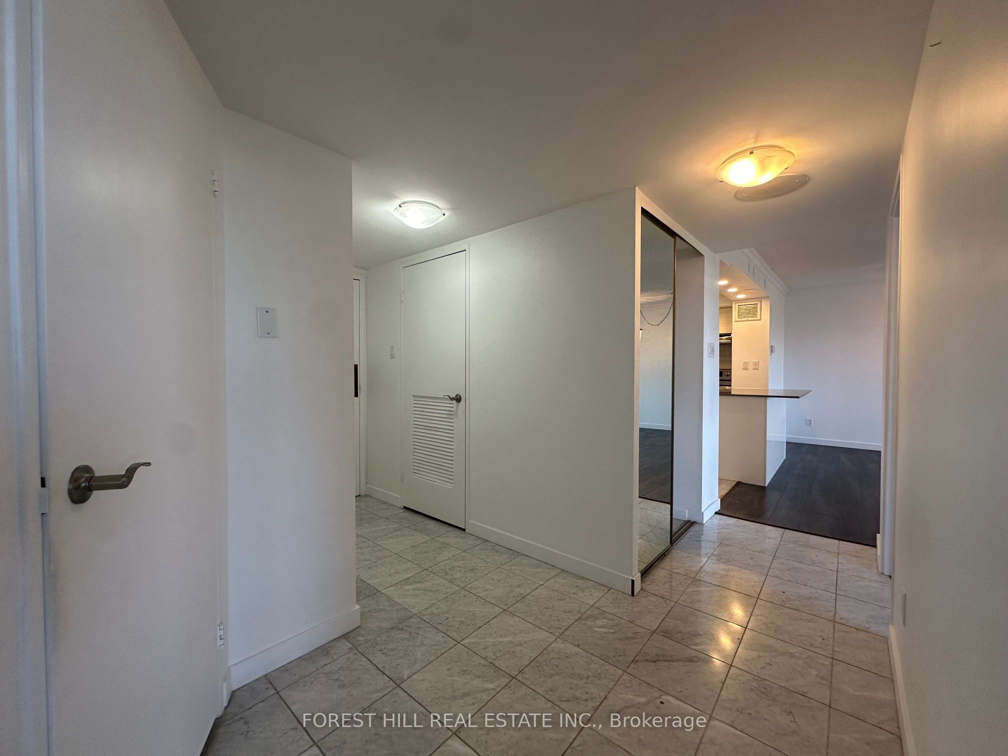 1300 Bloor Street 905