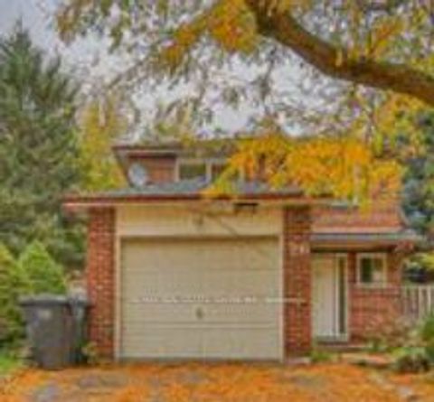 Photo of 20 Mozart Crescent, Brampton, ON L6Y 2W7 (MLS # W12474037)