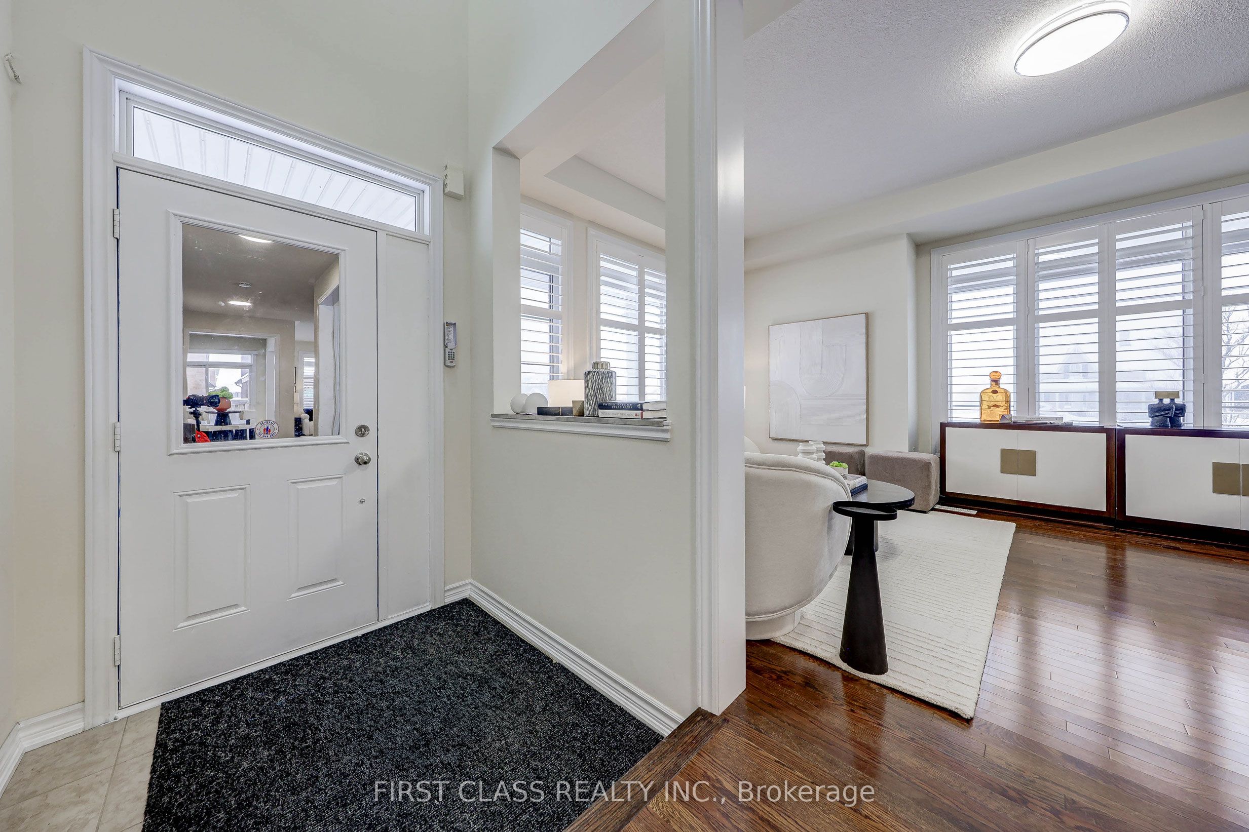 2 James Parrott Avenue