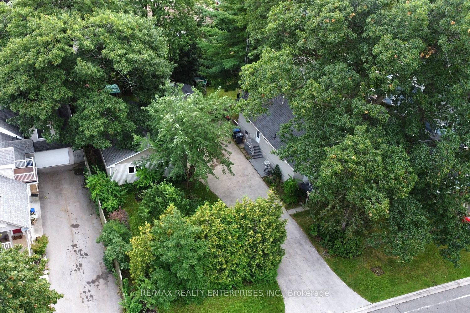 120 Eaglewood Boulevard