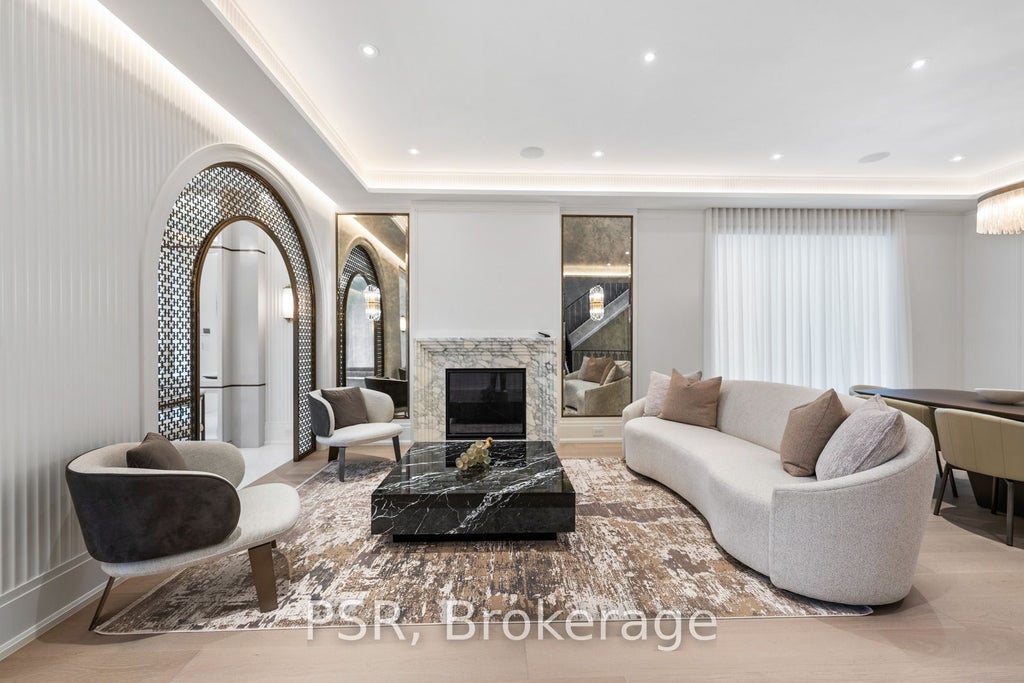 Photo of 117 Yonge Boulevard, Toronto, ON M5M 3H2 (MLS # C13116970)