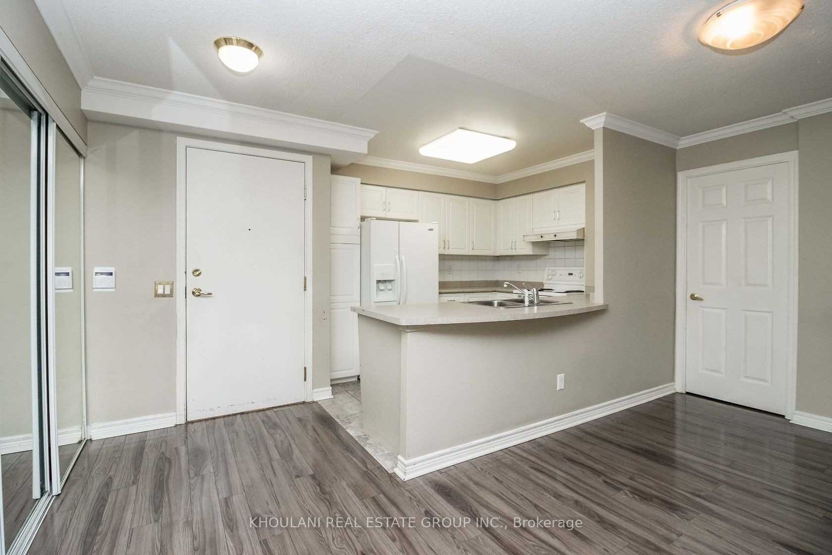 35 Kingsbridge Garden Circle 312