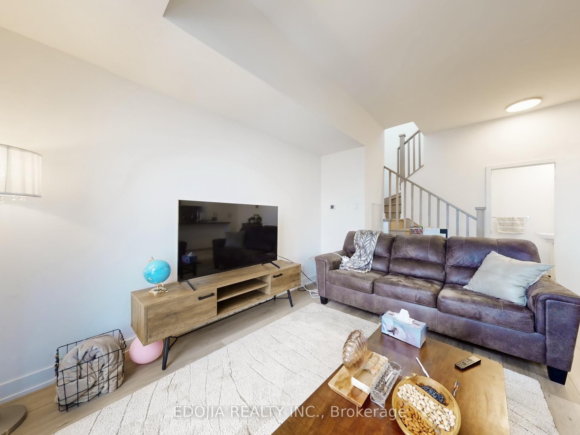 101 Cathedral High Street Ph13