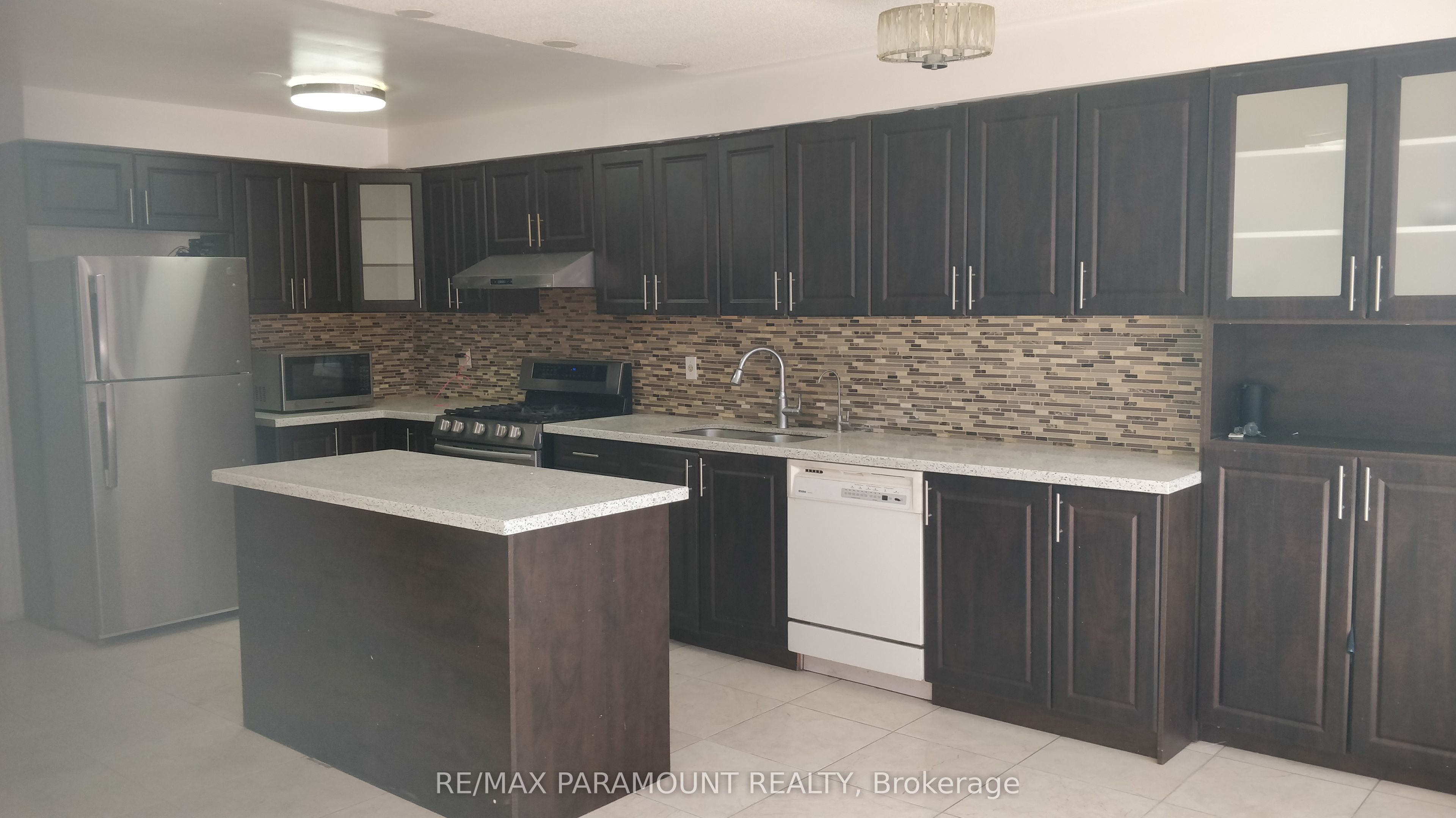 114 Cordgrass Crescent Upper