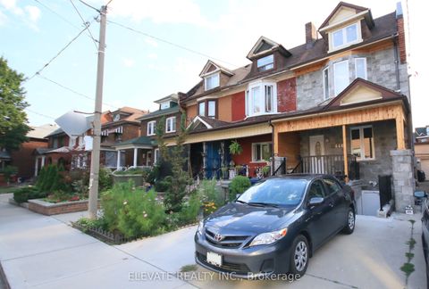 446 Crawford Street 2nd/3rd Toronto ON M6G 3J6