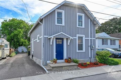 Photo of 107 Queen Street N, Renfrew, ON K7V 2A4 (MLS # X12469089)