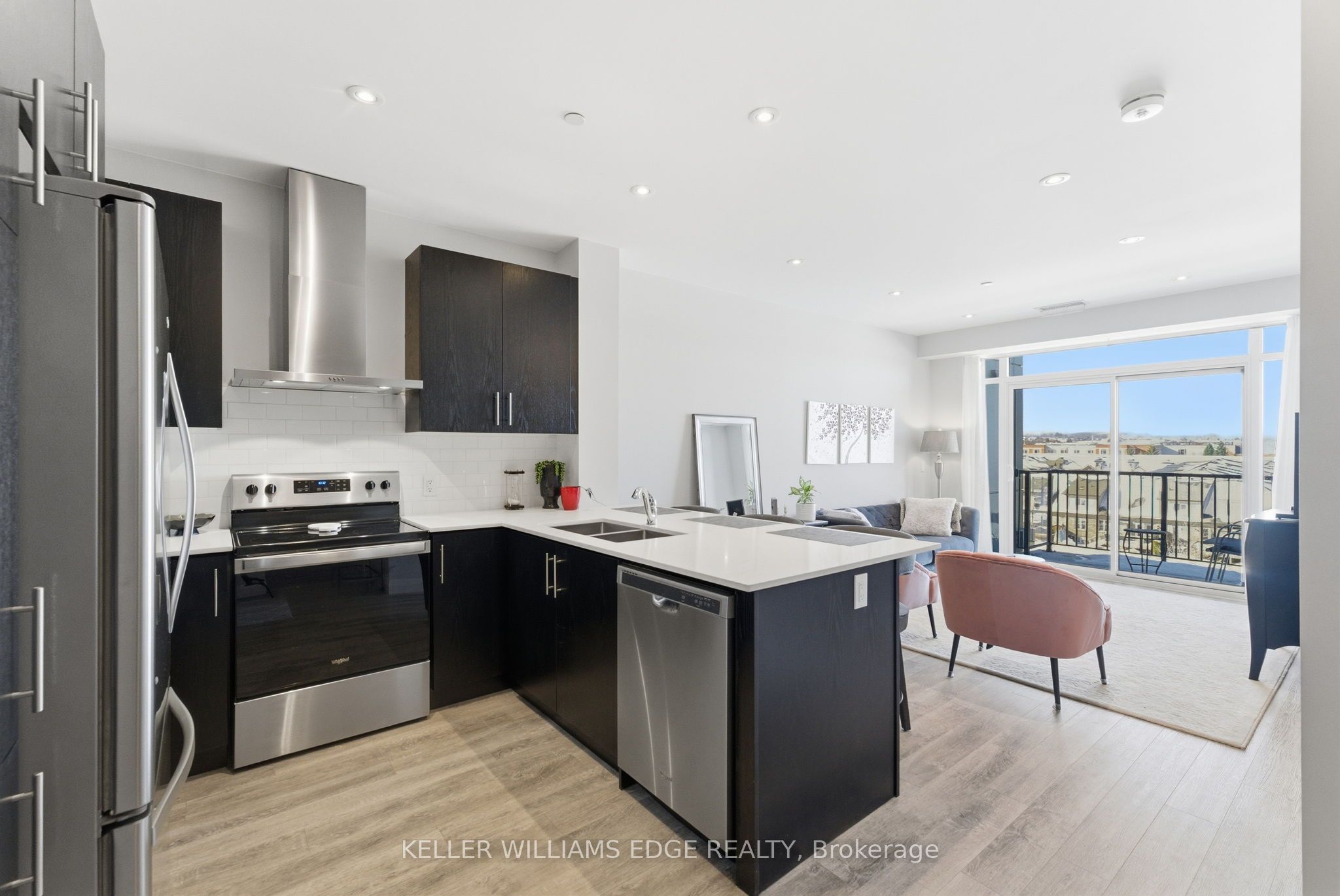 1 Redfern Avenue 425