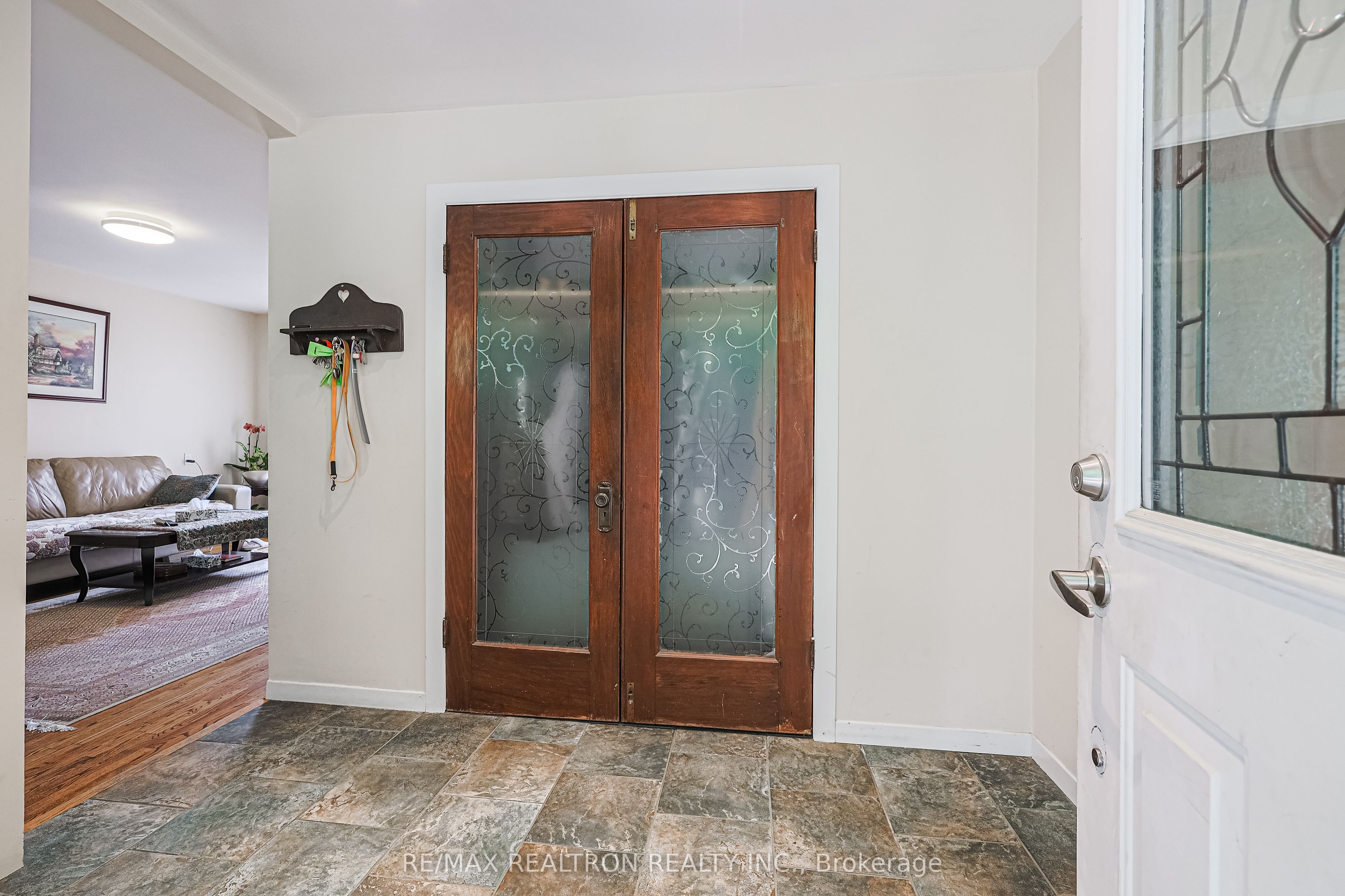 46 Meadowview Avenue