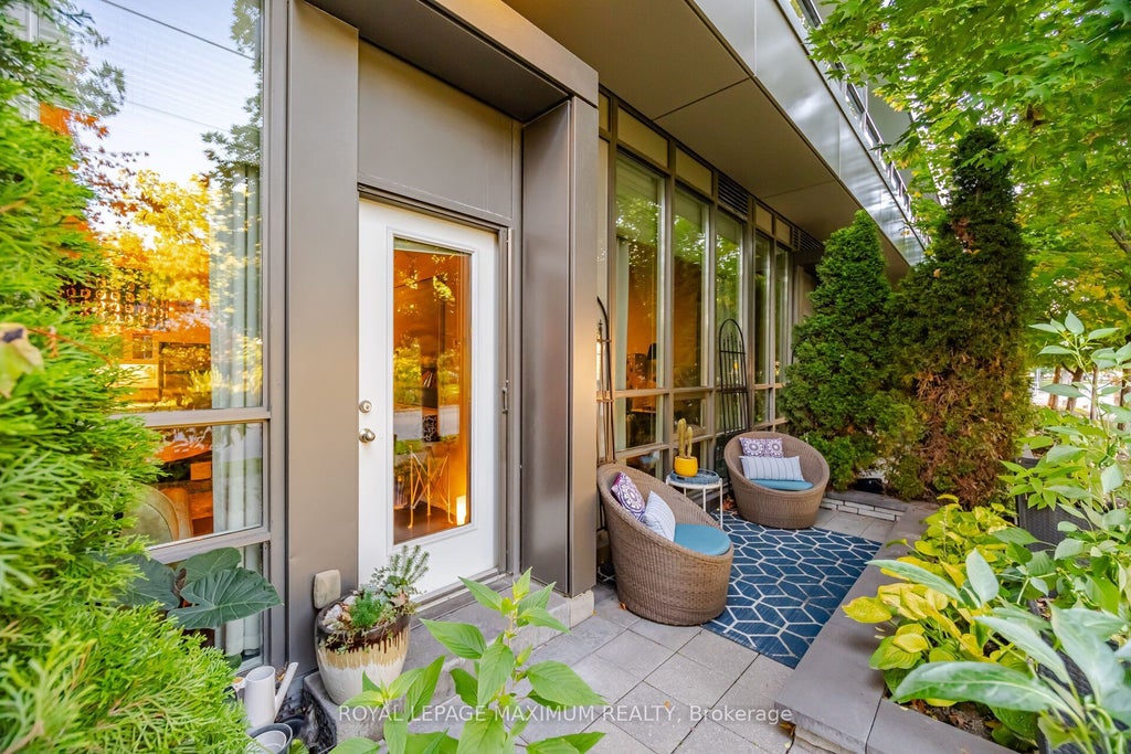Photo of 8 Fieldway Road #104, Toronto, ON M8Z 0C3 (MLS # W14109984)