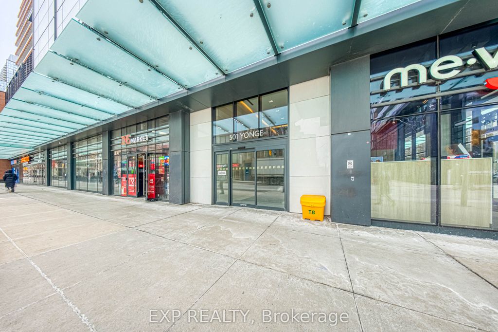 Photo of 501 Yonge Street #911, Toronto, ON M4Y 0G8 (MLS # C12654736)