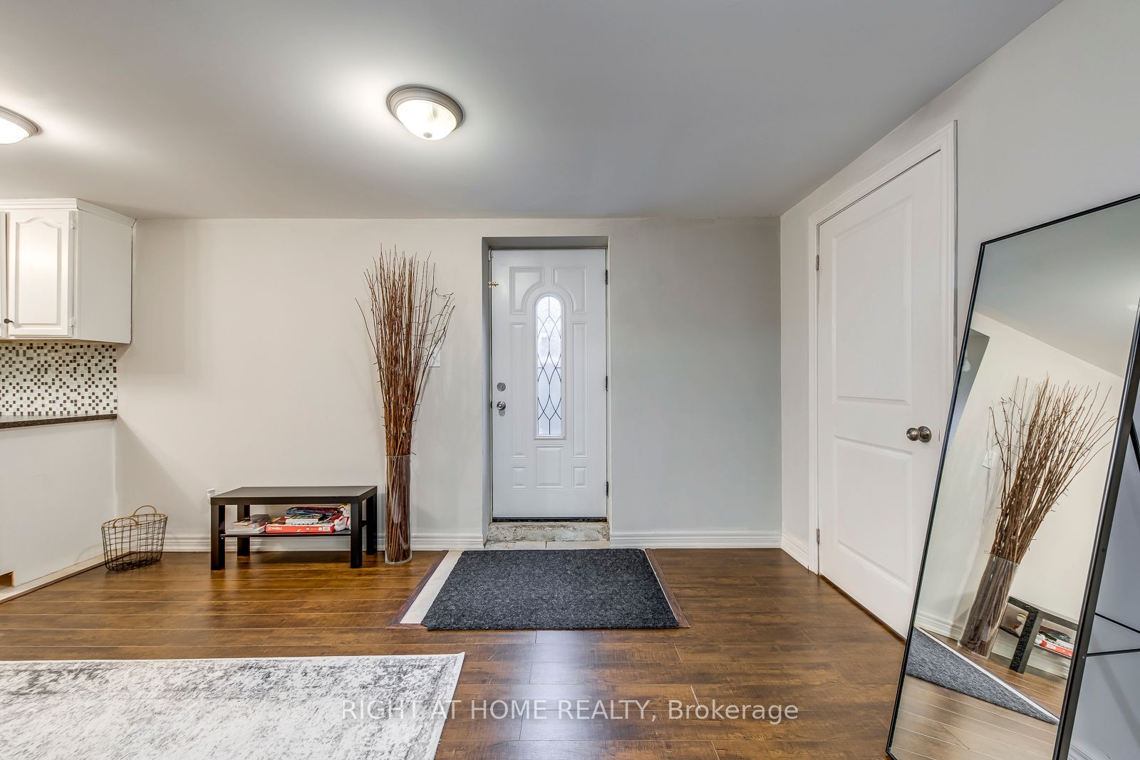 56 Barberry Crescent Lower